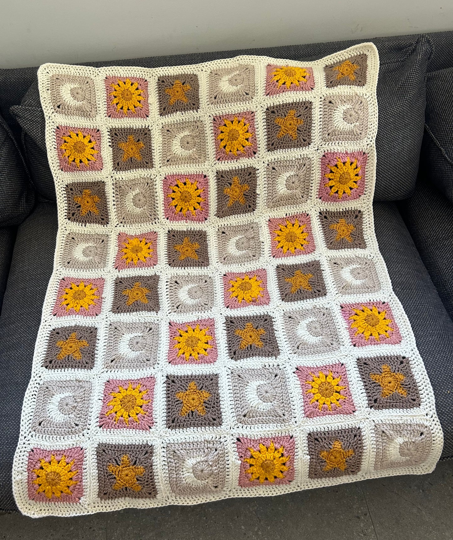 Star sun and moon throw blanket